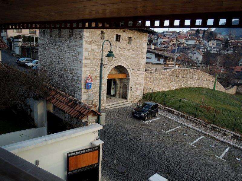 Aziza 4*